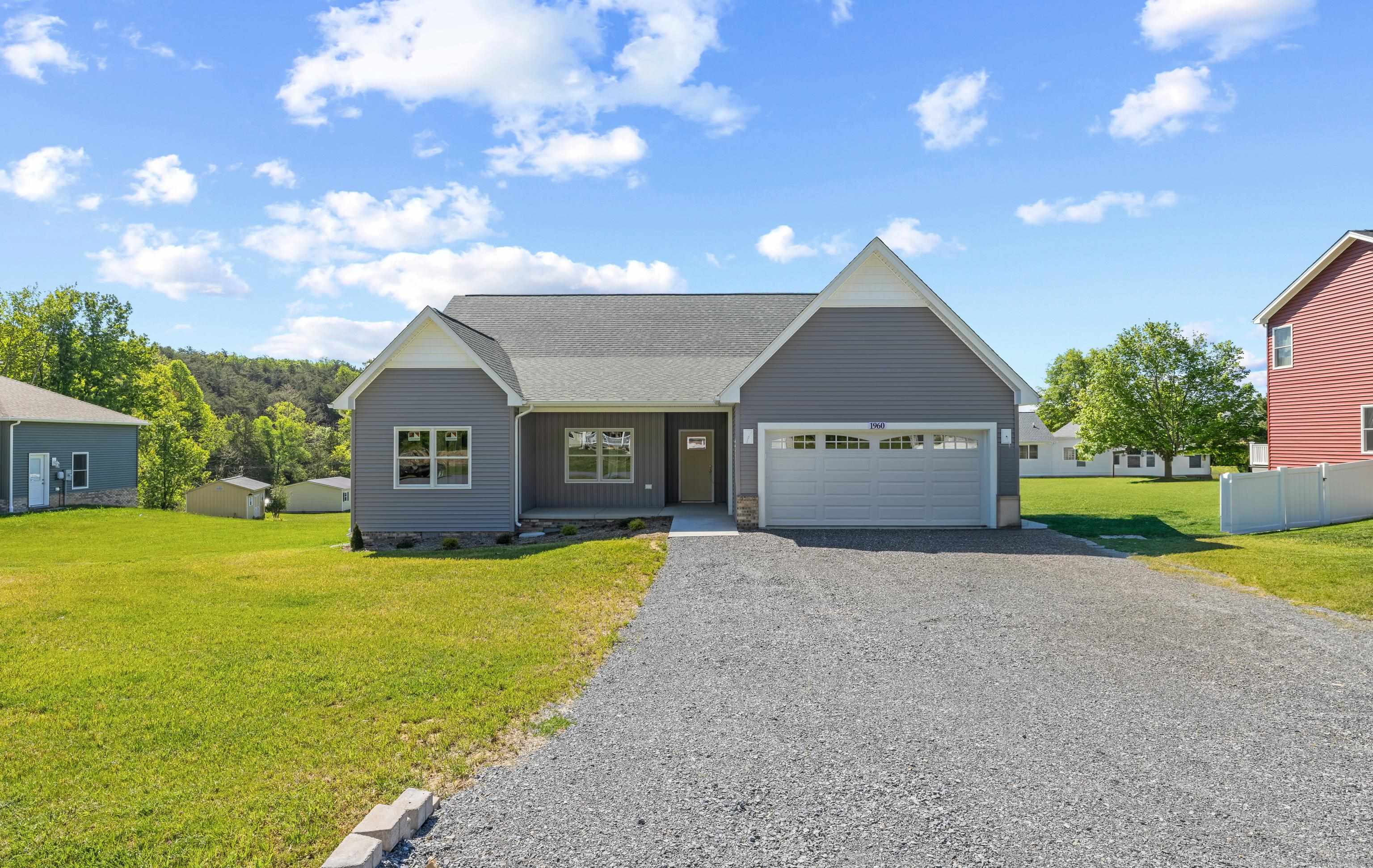 1960 E SAW MILL CT, MCGAHEYSVILLE, Virginia 22840, 3 Bedrooms Bedrooms, ,2 BathroomsBathrooms,Residential,1960 E SAW MILL CT,676458 MLS # 676458 1960 E SAW MILL CT, MCGAHEYSVILLE, Virginia 22840, 3 Bedrooms Bedrooms, ,2 BathroomsBathrooms,Residential,1960 E SAW MILL CT,676458 MLS # 676458