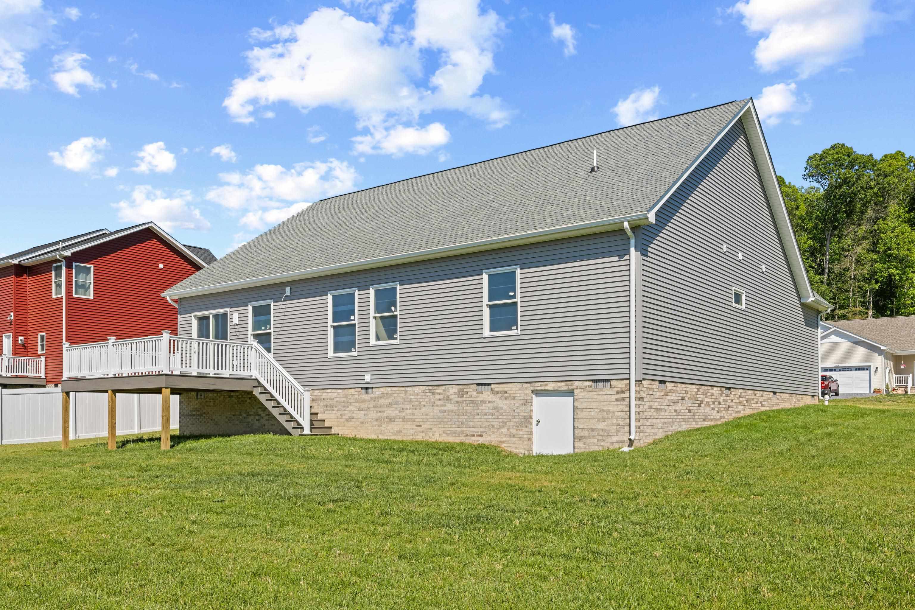 1960 E SAW MILL CT, MCGAHEYSVILLE, Virginia 22840, 3 Bedrooms Bedrooms, ,2 BathroomsBathrooms,Residential,1960 E SAW MILL CT,676458 MLS # 676458 1960 E SAW MILL CT, MCGAHEYSVILLE, Virginia 22840, 3 Bedrooms Bedrooms, ,2 BathroomsBathrooms,Residential,1960 E SAW MILL CT,676458 MLS # 676458