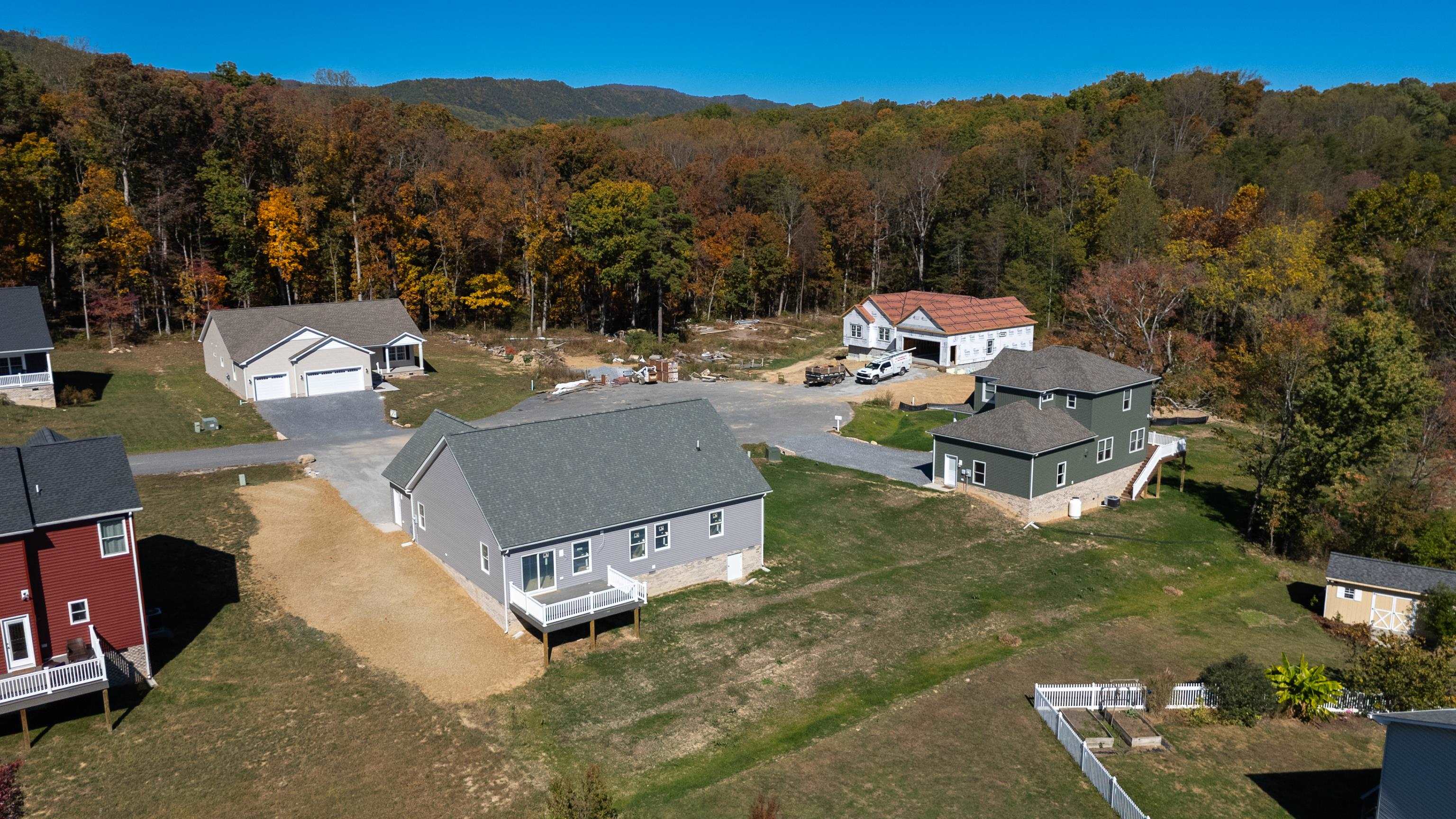 1960 E SAW MILL CT, MCGAHEYSVILLE, Virginia 22840, 3 Bedrooms Bedrooms, ,2 BathroomsBathrooms,Residential,1960 E SAW MILL CT,676458 MLS # 676458