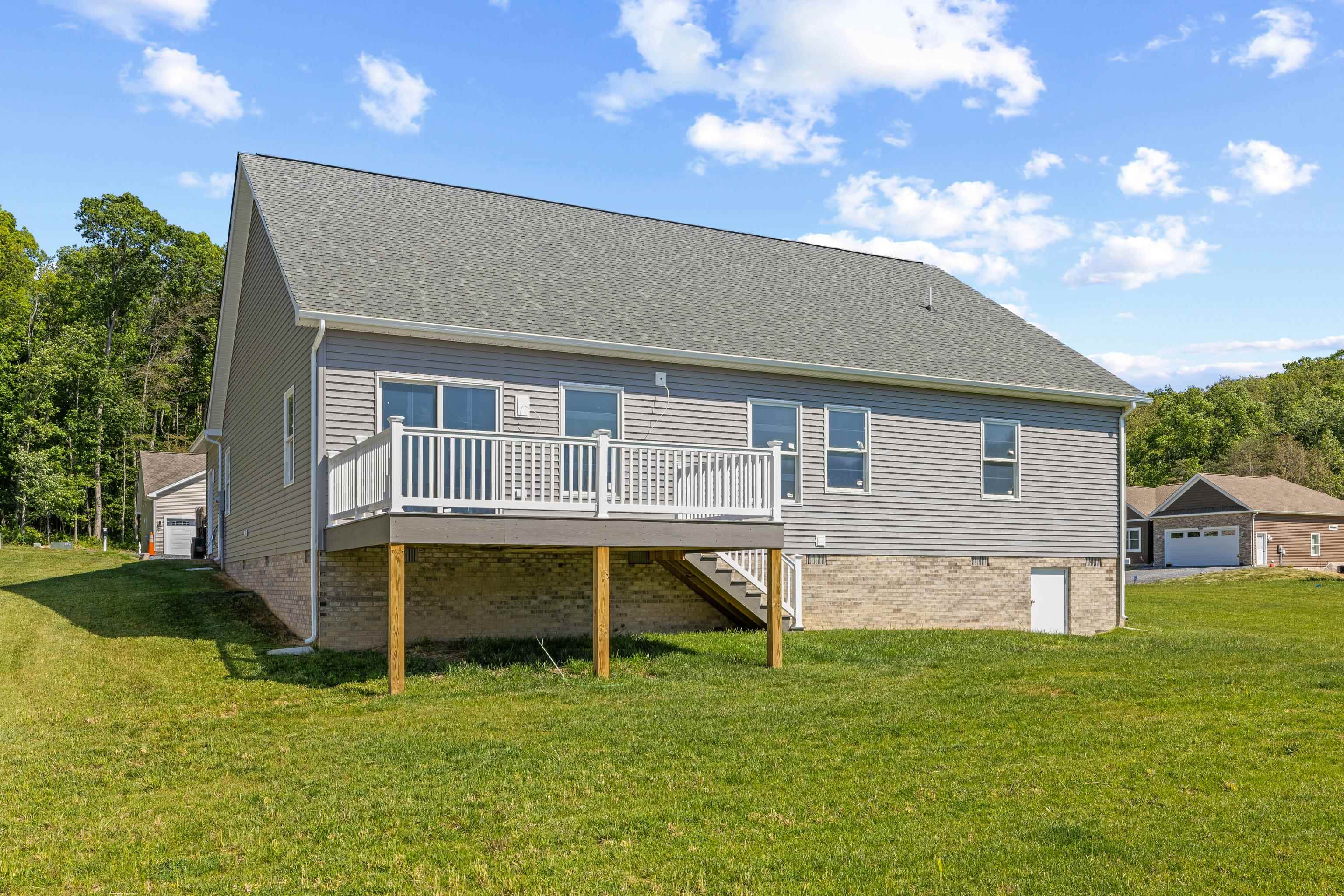 1960 E SAW MILL CT, MCGAHEYSVILLE, Virginia 22840, 3 Bedrooms Bedrooms, ,2 BathroomsBathrooms,Residential,1960 E SAW MILL CT,676458 MLS # 676458 1960 E SAW MILL CT, MCGAHEYSVILLE, Virginia 22840, 3 Bedrooms Bedrooms, ,2 BathroomsBathrooms,Residential,1960 E SAW MILL CT,676458 MLS # 676458