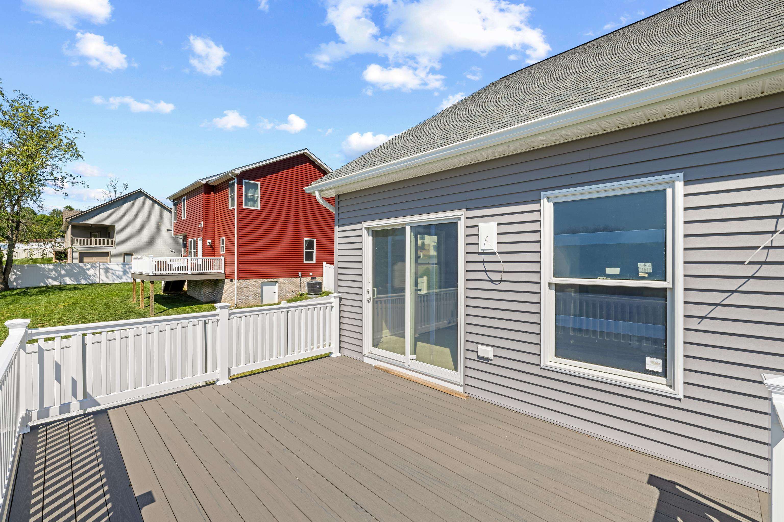 1960 E SAW MILL CT, MCGAHEYSVILLE, Virginia 22840, 3 Bedrooms Bedrooms, ,2 BathroomsBathrooms,Residential,1960 E SAW MILL CT,676458 MLS # 676458 1960 E SAW MILL CT, MCGAHEYSVILLE, Virginia 22840, 3 Bedrooms Bedrooms, ,2 BathroomsBathrooms,Residential,1960 E SAW MILL CT,676458 MLS # 676458