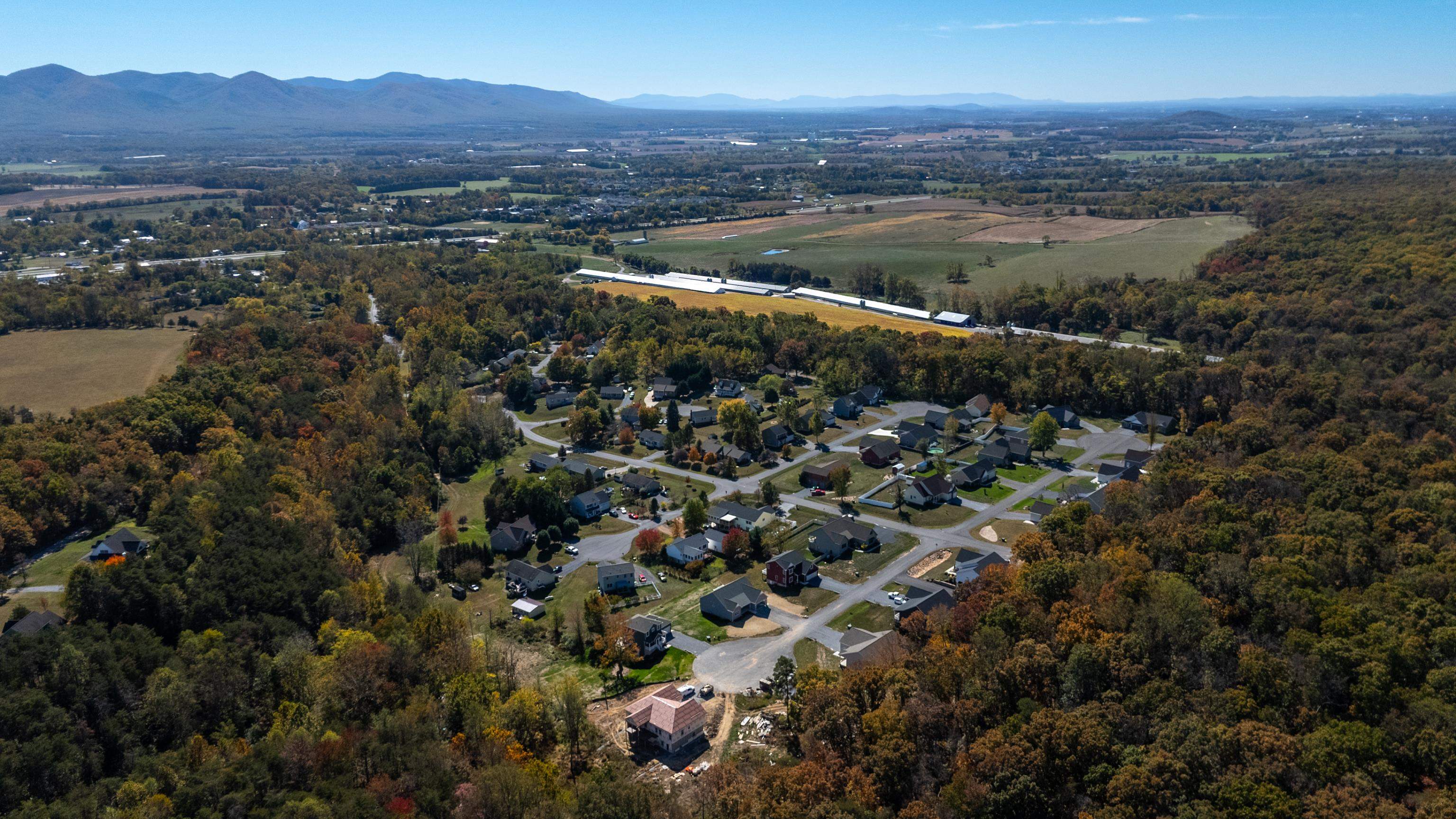 1960 E SAW MILL CT, MCGAHEYSVILLE, Virginia 22840, 3 Bedrooms Bedrooms, ,2 BathroomsBathrooms,Residential,1960 E SAW MILL CT,676458 MLS # 676458
