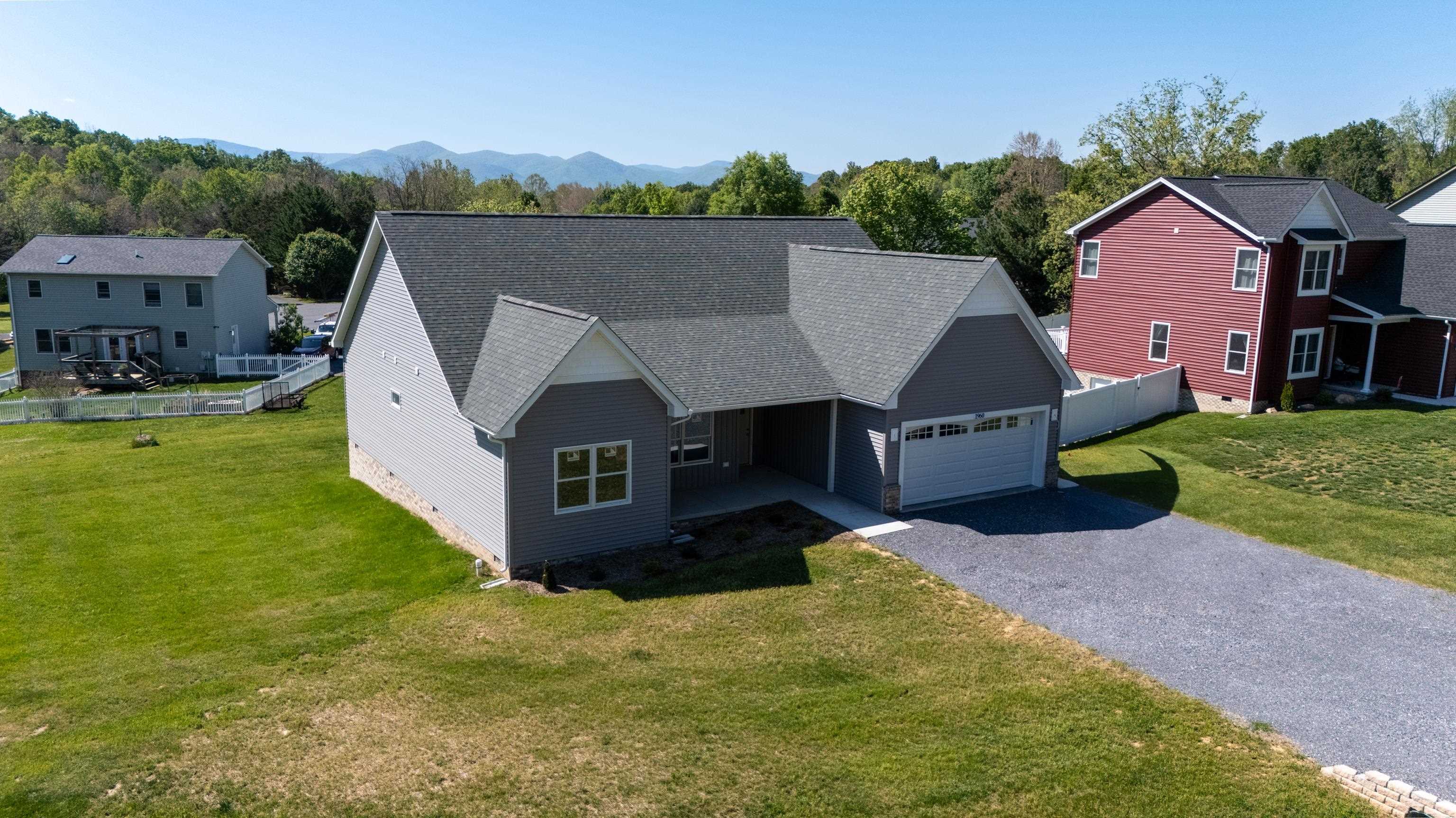 1960 E SAW MILL CT, MCGAHEYSVILLE, Virginia 22840, 3 Bedrooms Bedrooms, ,2 BathroomsBathrooms,Residential,1960 E SAW MILL CT,676458 MLS # 676458 1960 E SAW MILL CT, MCGAHEYSVILLE, Virginia 22840, 3 Bedrooms Bedrooms, ,2 BathroomsBathrooms,Residential,1960 E SAW MILL CT,676458 MLS # 676458