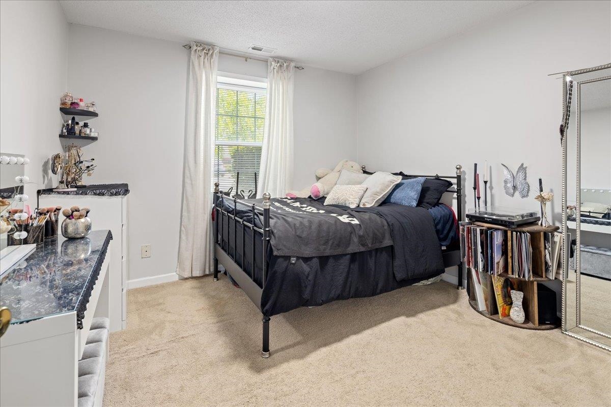 1291 STONECHRIS DR, HARRISONBURG, Virginia 22802, 4 Bedrooms Bedrooms, ,3 BathroomsBathrooms,Residential,1291 STONECHRIS DR,676459 MLS # 676459