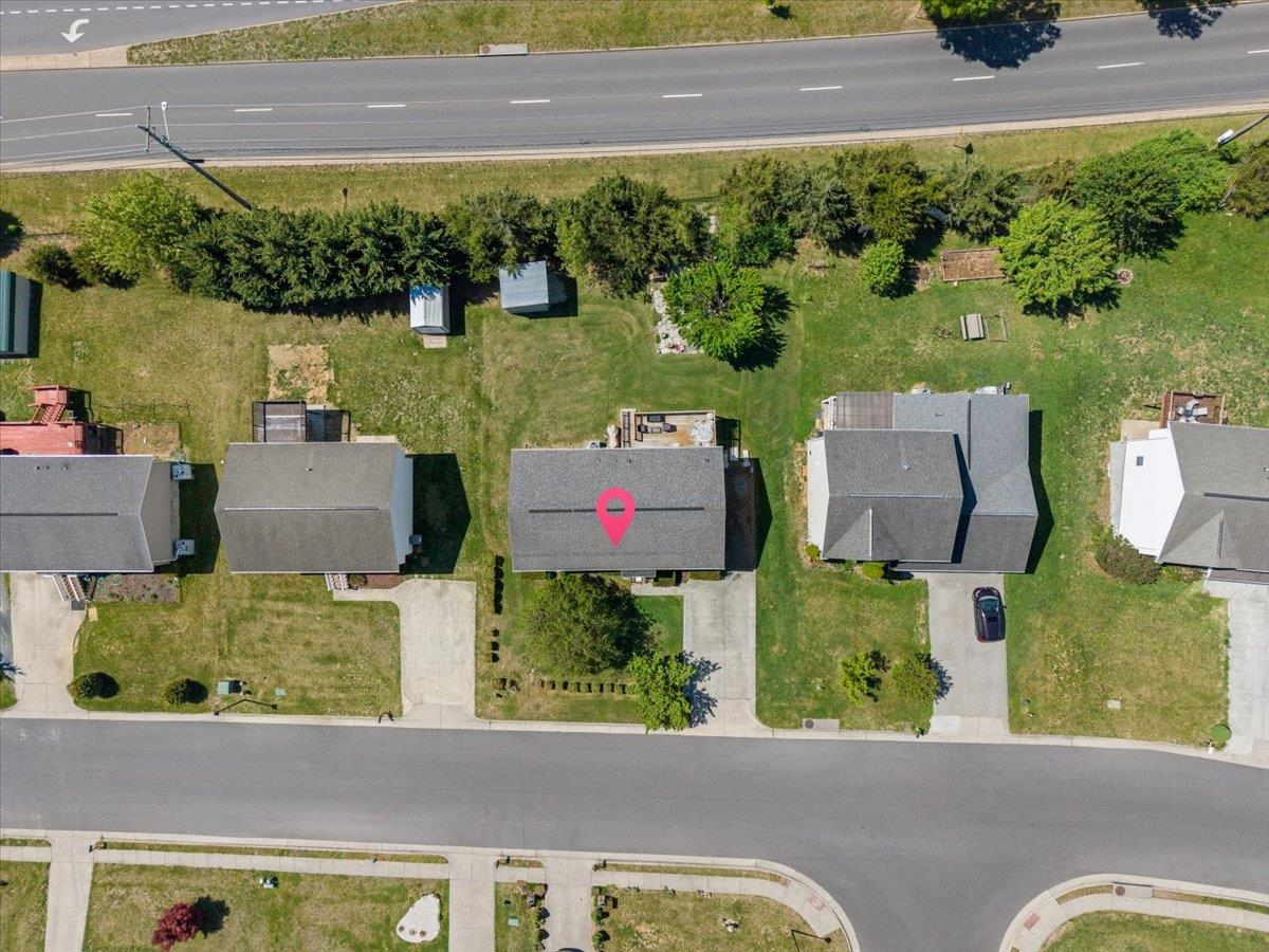 1291 STONECHRIS DR, HARRISONBURG, Virginia 22802, 4 Bedrooms Bedrooms, ,3 BathroomsBathrooms,Residential,1291 STONECHRIS DR,676459 MLS # 676459