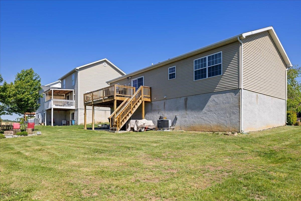 1291 STONECHRIS DR, HARRISONBURG, Virginia 22802, 4 Bedrooms Bedrooms, ,3 BathroomsBathrooms,Residential,1291 STONECHRIS DR,676459 MLS # 676459