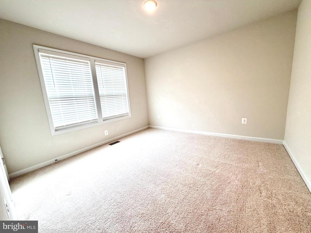 8028 ASHFORD DR, FREDERICKSBURG, Virginia 22407, 4 Bedrooms Bedrooms, ,2 BathroomsBathrooms,Residential,8028 ASHFORD DR,VASP2038168 MLS # VASP2038168