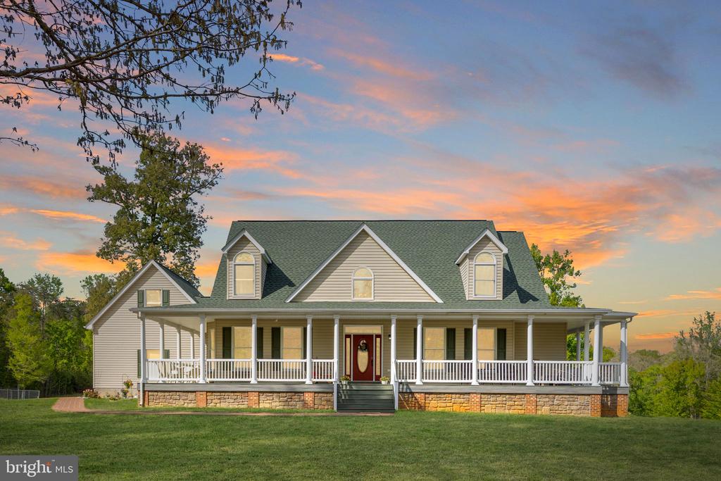 6657 LAWYERS RD, SPOTSYLVANIA, Virginia 22551, 5 Bedrooms Bedrooms, ,4 BathroomsBathrooms,Residential,6657 LAWYERS RD,VASP2040416 MLS # VASP2040416