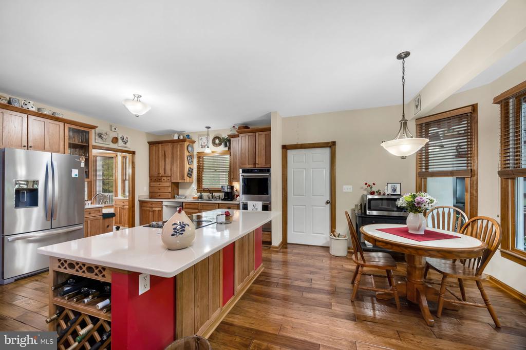 6657 LAWYERS RD, SPOTSYLVANIA, Virginia 22551, 5 Bedrooms Bedrooms, ,4 BathroomsBathrooms,Residential,6657 LAWYERS RD,VASP2040416 MLS # VASP2040416
