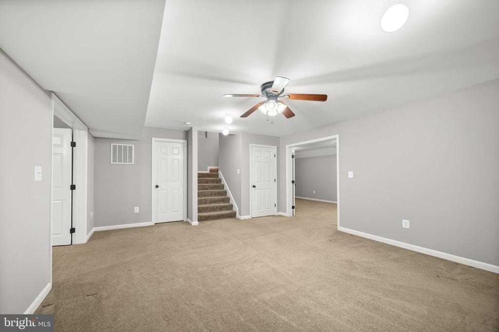 6657 LAWYERS RD, SPOTSYLVANIA, Virginia 22551, 5 Bedrooms Bedrooms, ,4 BathroomsBathrooms,Residential,6657 LAWYERS RD,VASP2040416 MLS # VASP2040416