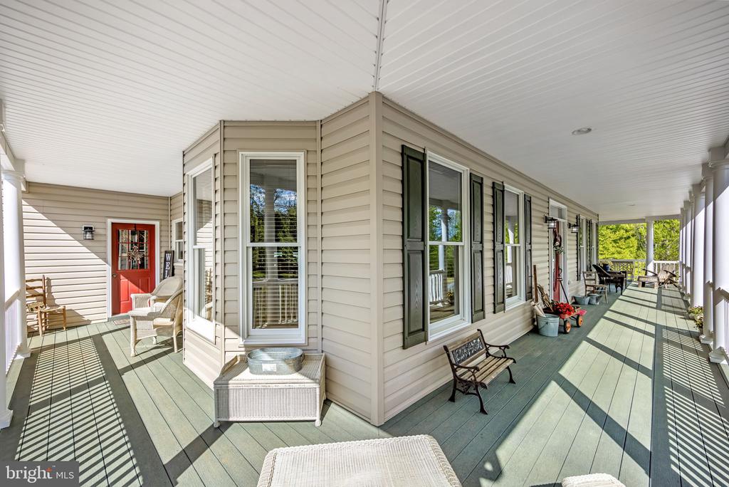 6657 LAWYERS RD, SPOTSYLVANIA, Virginia 22551, 5 Bedrooms Bedrooms, ,4 BathroomsBathrooms,Residential,6657 LAWYERS RD,VASP2040416 MLS # VASP2040416