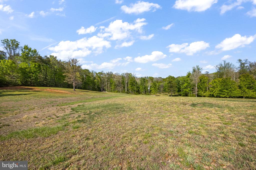6657 LAWYERS RD, SPOTSYLVANIA, Virginia 22551, 5 Bedrooms Bedrooms, ,4 BathroomsBathrooms,Residential,6657 LAWYERS RD,VASP2040416 MLS # VASP2040416
