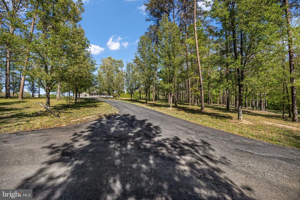 6657 LAWYERS RD, SPOTSYLVANIA, Virginia 22551, 5 Bedrooms Bedrooms, ,4 BathroomsBathrooms,Residential,6657 LAWYERS RD,VASP2040416 MLS # VASP2040416