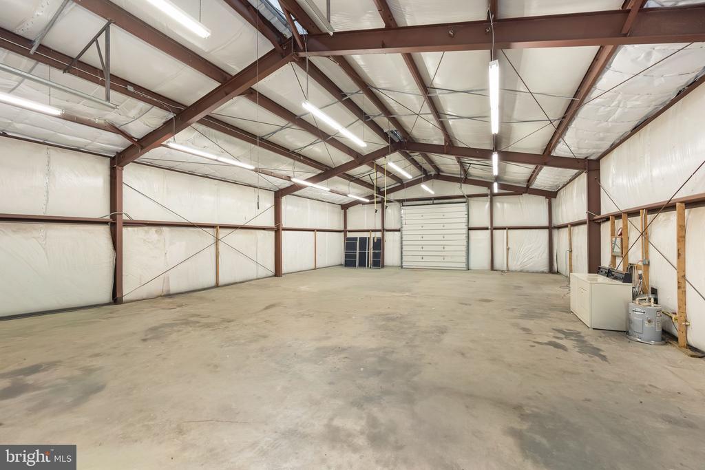 6657 LAWYERS RD, SPOTSYLVANIA, Virginia 22551, 5 Bedrooms Bedrooms, ,4 BathroomsBathrooms,Residential,6657 LAWYERS RD,VASP2040416 MLS # VASP2040416