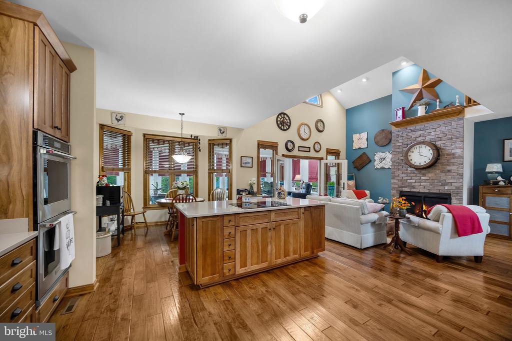6657 LAWYERS RD, SPOTSYLVANIA, Virginia 22551, 5 Bedrooms Bedrooms, ,4 BathroomsBathrooms,Residential,6657 LAWYERS RD,VASP2040416 MLS # VASP2040416