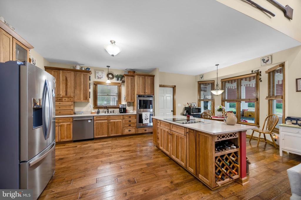 6657 LAWYERS RD, SPOTSYLVANIA, Virginia 22551, 5 Bedrooms Bedrooms, ,4 BathroomsBathrooms,Residential,6657 LAWYERS RD,VASP2040416 MLS # VASP2040416