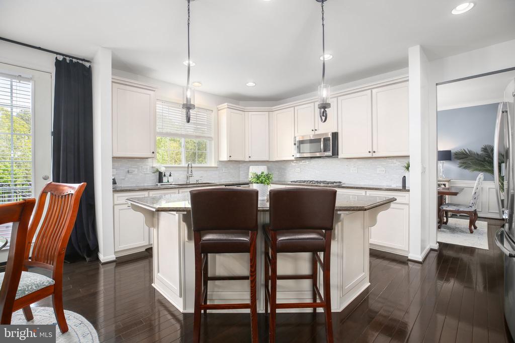 6300 PENN COVE CT, FREDERICKSBURG, Virginia 22407, 5 Bedrooms Bedrooms, ,4 BathroomsBathrooms,Residential,6300 PENN COVE CT,VASP2040900 MLS # VASP2040900