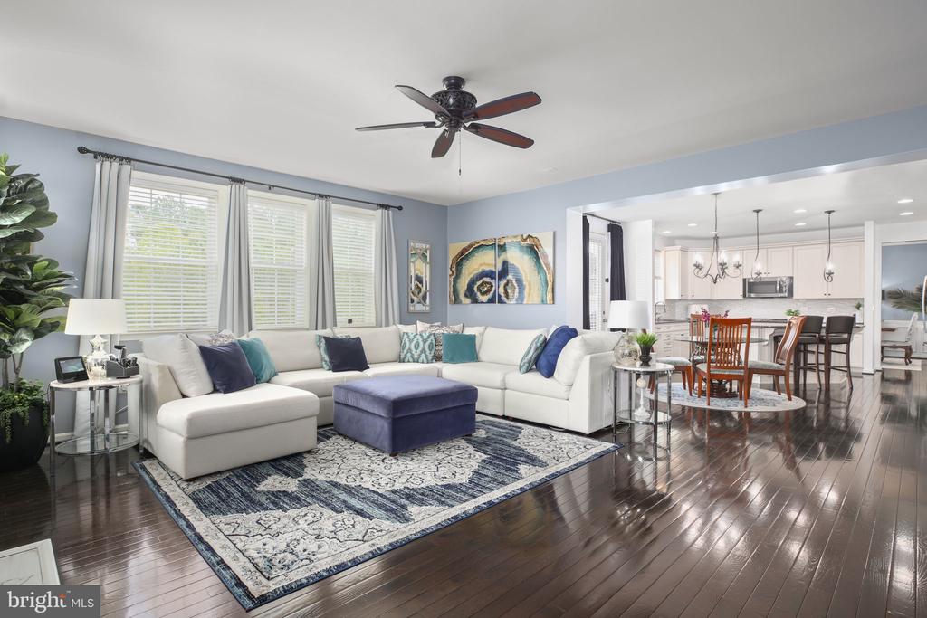 6300 PENN COVE CT, FREDERICKSBURG, Virginia 22407, 5 Bedrooms Bedrooms, ,4 BathroomsBathrooms,Residential,6300 PENN COVE CT,VASP2040900 MLS # VASP2040900