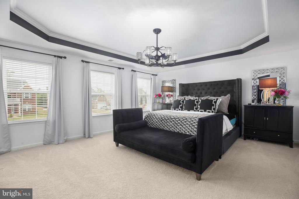 6300 PENN COVE CT, FREDERICKSBURG, Virginia 22407, 5 Bedrooms Bedrooms, ,4 BathroomsBathrooms,Residential,6300 PENN COVE CT,VASP2040900 MLS # VASP2040900
