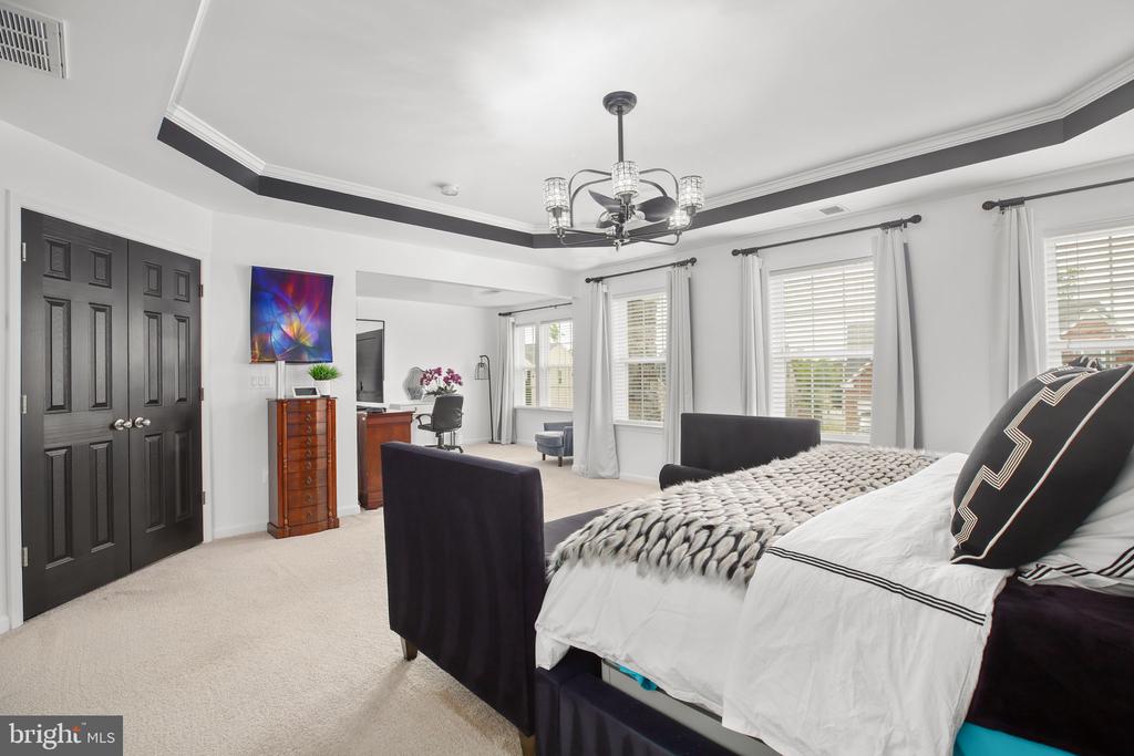 6300 PENN COVE CT, FREDERICKSBURG, Virginia 22407, 5 Bedrooms Bedrooms, ,4 BathroomsBathrooms,Residential,6300 PENN COVE CT,VASP2040900 MLS # VASP2040900