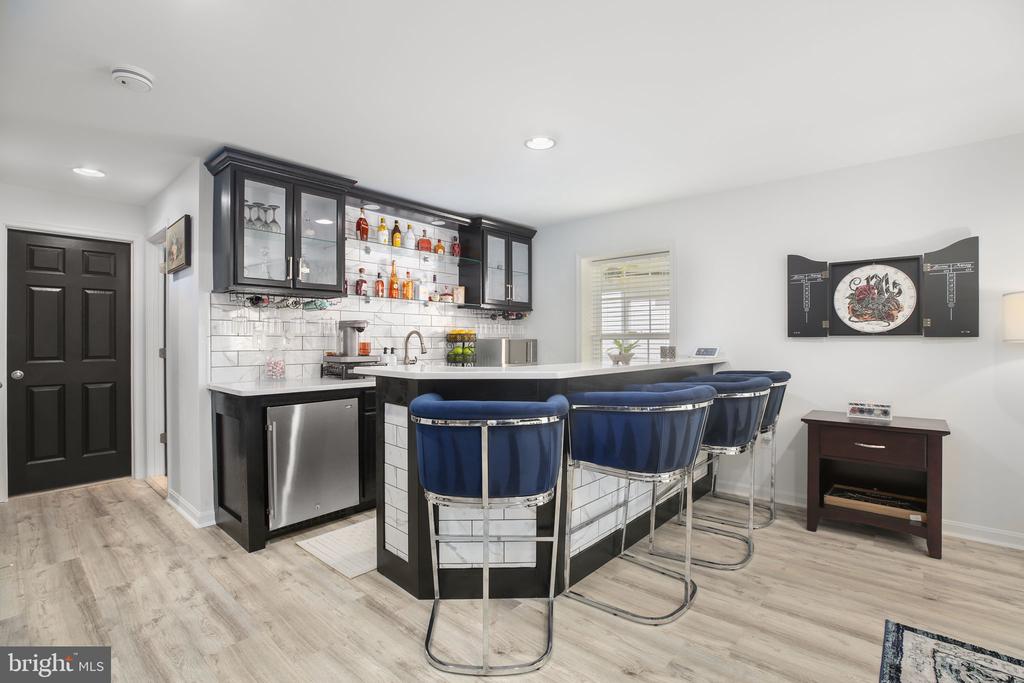 6300 PENN COVE CT, FREDERICKSBURG, Virginia 22407, 5 Bedrooms Bedrooms, ,4 BathroomsBathrooms,Residential,6300 PENN COVE CT,VASP2040900 MLS # VASP2040900