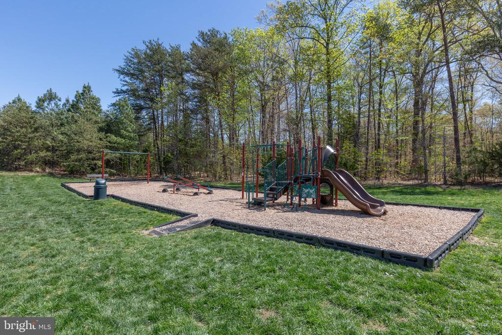 6300 PENN COVE CT, FREDERICKSBURG, Virginia 22407, 5 Bedrooms Bedrooms, ,4 BathroomsBathrooms,Residential,6300 PENN COVE CT,VASP2040900 MLS # VASP2040900