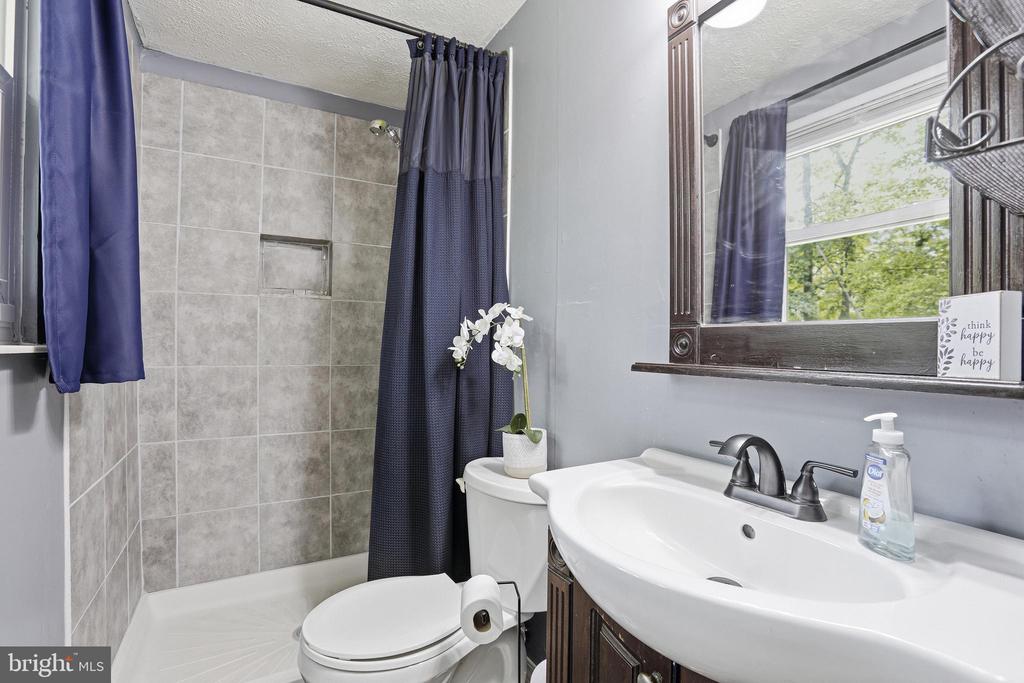 308 PATTERSON AVE, FREDERICKSBURG, Virginia 22407, 4 Bedrooms Bedrooms, ,2 BathroomsBathrooms,Residential,MILL GARDEN,308 PATTERSON AVE,VASP2040994 MLS # VASP2040994