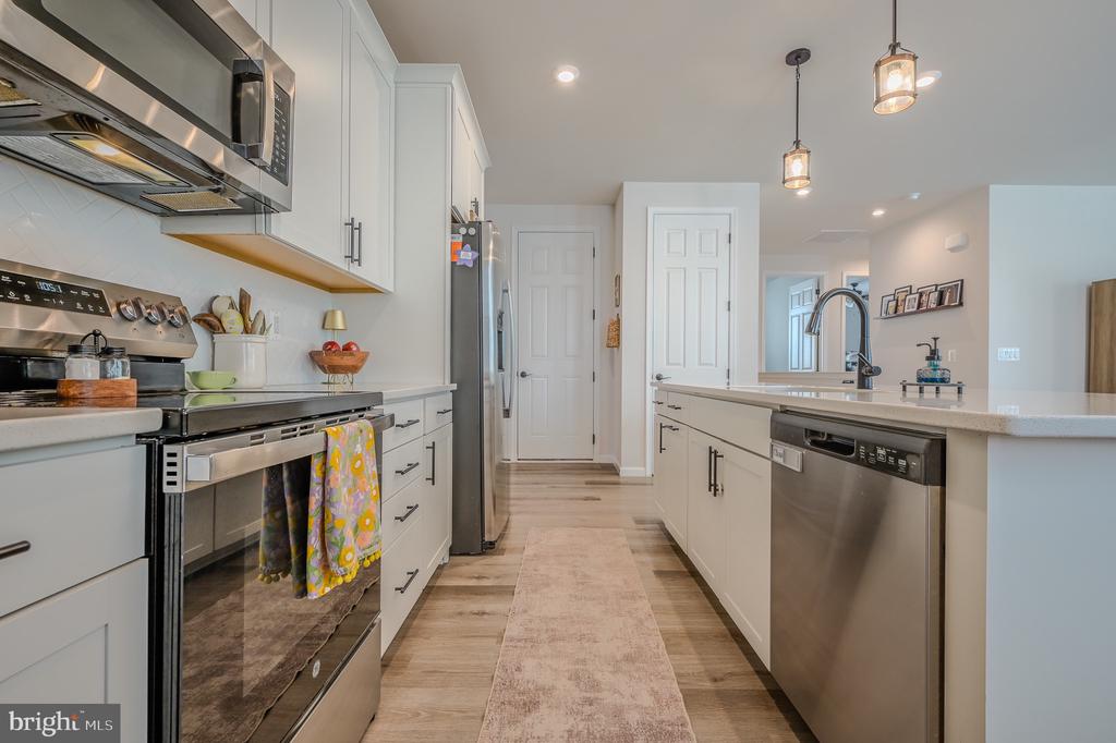 9138 ARCTIC FOX WAY, BEALETON, Virginia 22712, 3 Bedrooms Bedrooms, ,2 BathroomsBathrooms,Residential,9138 ARCTIC FOX WAY,VAFQ2021584 MLS # VAFQ2021584