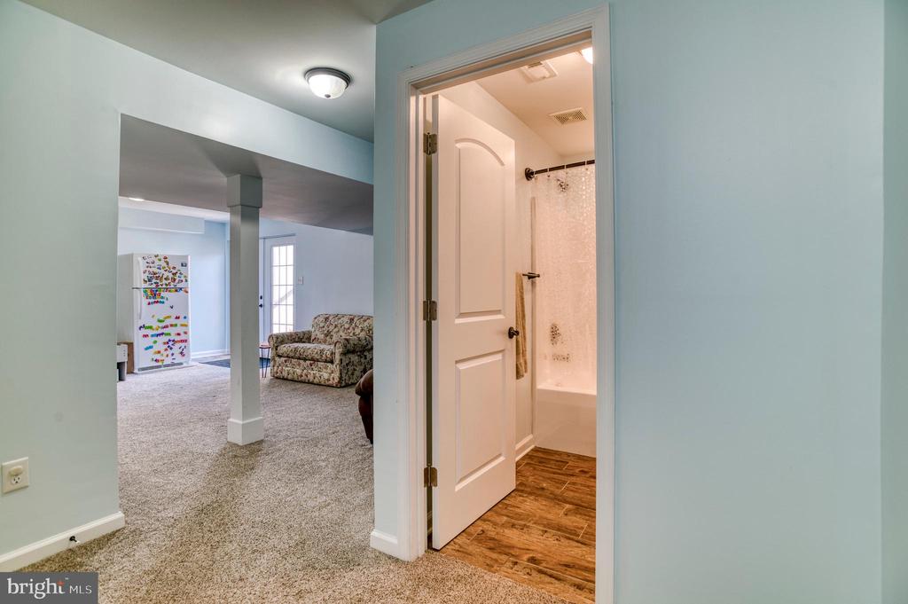 16191 JONAS RD, CULPEPER, Virginia 22701, 4 Bedrooms Bedrooms, ,3 BathroomsBathrooms,Residential,16191 JONAS RD,VACU2013352 MLS # VACU2013352