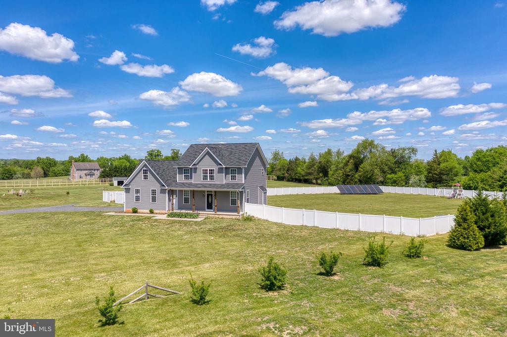 16191 JONAS RD, CULPEPER, Virginia 22701, 4 Bedrooms Bedrooms, ,3 BathroomsBathrooms,Residential,16191 JONAS RD,VACU2013352 MLS # VACU2013352