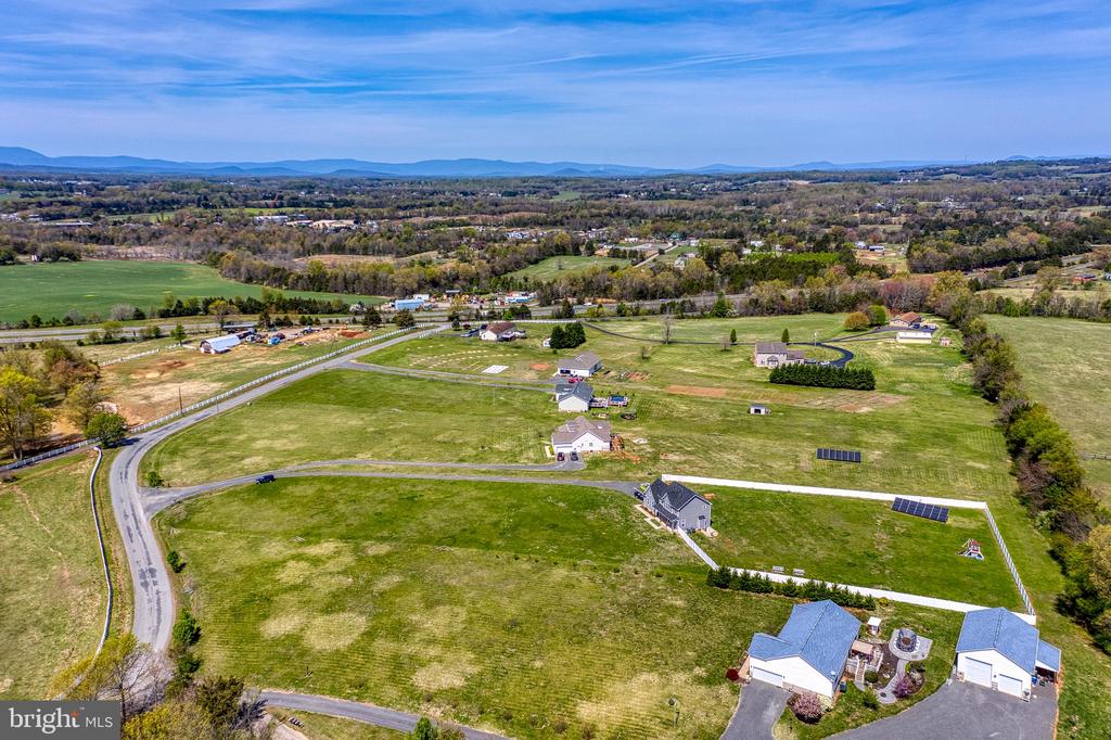 16191 JONAS RD, CULPEPER, Virginia 22701, 4 Bedrooms Bedrooms, ,3 BathroomsBathrooms,Residential,16191 JONAS RD,VACU2013352 MLS # VACU2013352