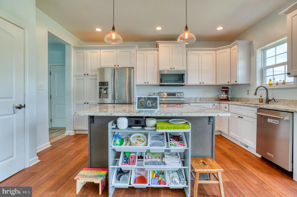 16191 JONAS RD, CULPEPER, Virginia 22701, 4 Bedrooms Bedrooms, ,3 BathroomsBathrooms,Residential,16191 JONAS RD,VACU2013352 MLS # VACU2013352