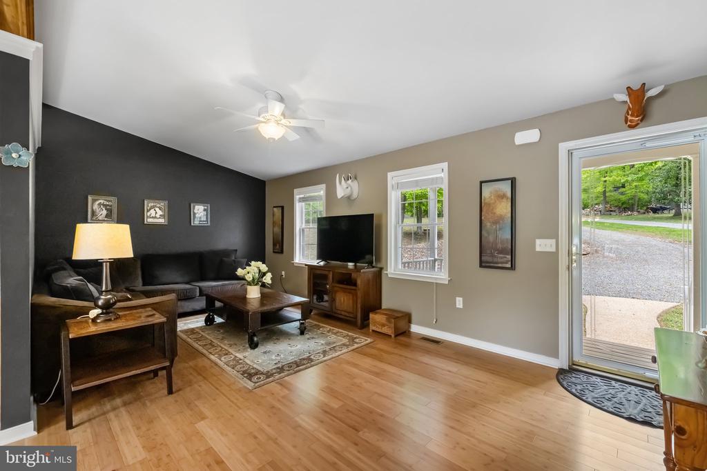 431 WILSON ST, BUMPASS, Virginia 23024, 3 Bedrooms Bedrooms, ,2 BathroomsBathrooms,Residential,431 WILSON ST,VALA2009728 MLS # VALA2009728