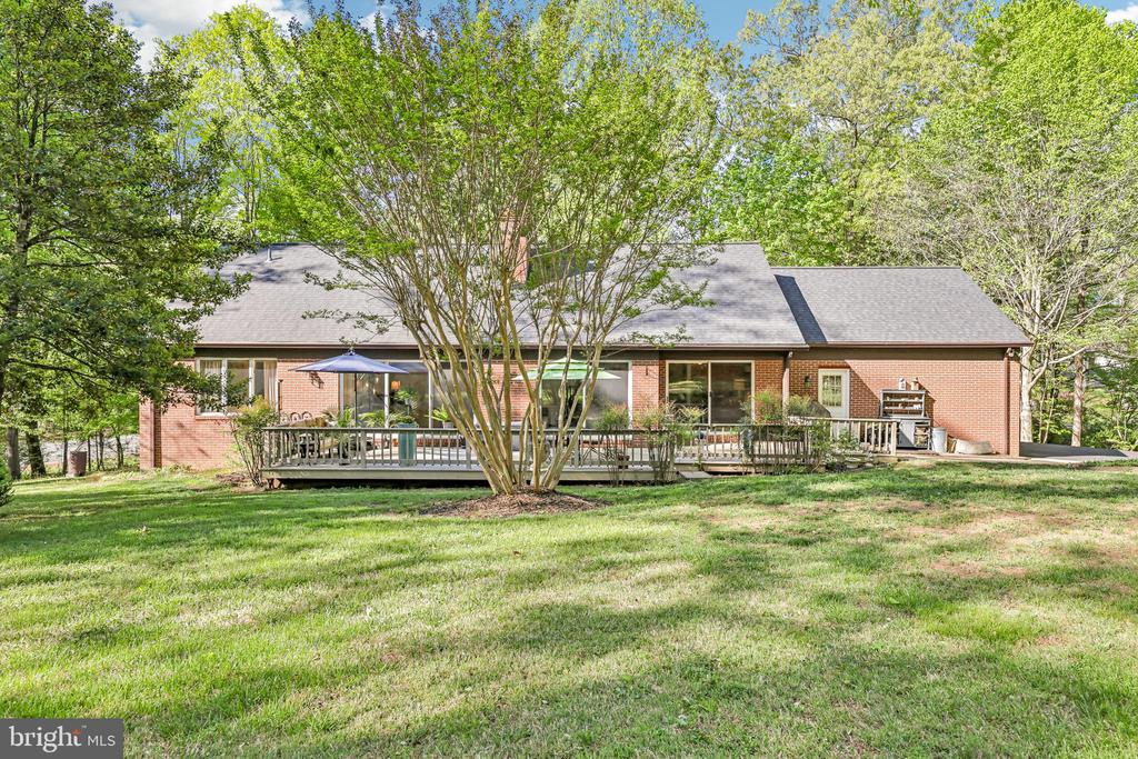 2015 KELLY CT, AMISSVILLE, Virginia 20106, 4 Bedrooms Bedrooms, ,3 BathroomsBathrooms,Residential,2015 KELLY CT,VACU2013370 MLS # VACU2013370