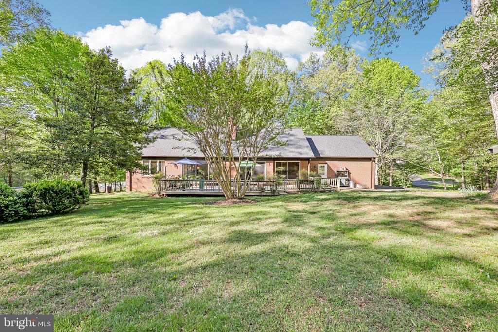 2015 KELLY CT, AMISSVILLE, Virginia 20106, 4 Bedrooms Bedrooms, ,3 BathroomsBathrooms,Residential,2015 KELLY CT,VACU2013370 MLS # VACU2013370