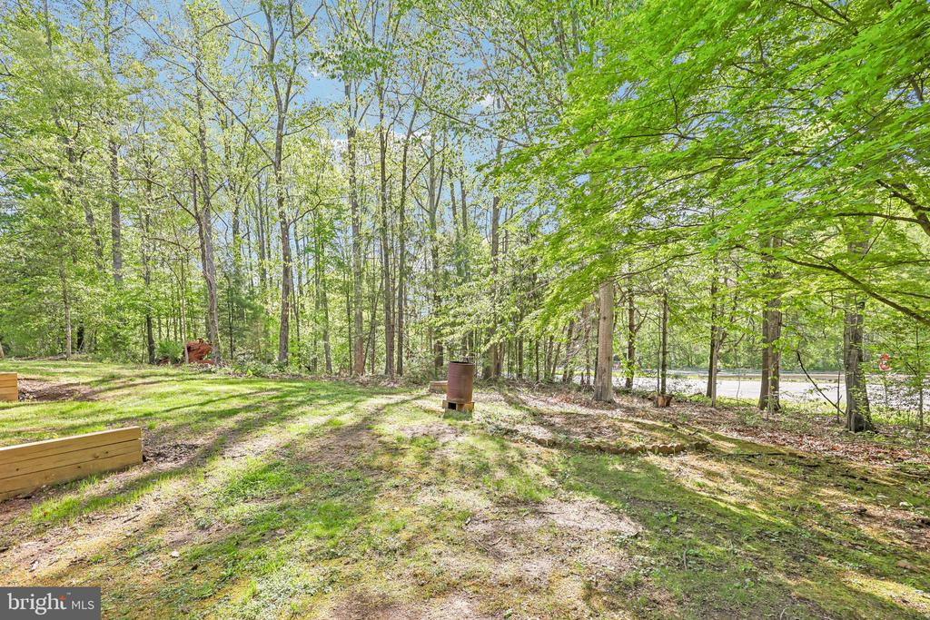2015 KELLY CT, AMISSVILLE, Virginia 20106, 4 Bedrooms Bedrooms, ,3 BathroomsBathrooms,Residential,2015 KELLY CT,VACU2013370 MLS # VACU2013370