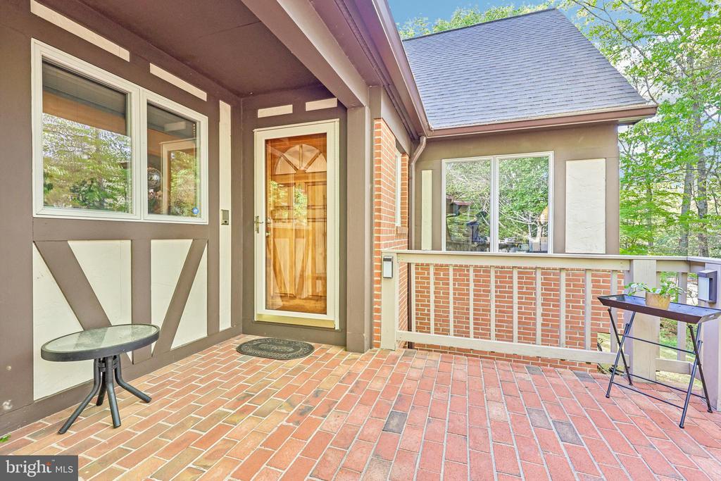 2015 KELLY CT, AMISSVILLE, Virginia 20106, 4 Bedrooms Bedrooms, ,3 BathroomsBathrooms,Residential,2015 KELLY CT,VACU2013370 MLS # VACU2013370