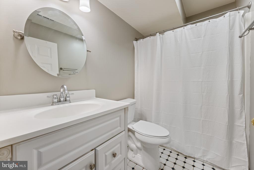 1919 MARTINA WAY, CULPEPER, Virginia 22701, 4 Bedrooms Bedrooms, ,3 BathroomsBathrooms,Residential,1919 MARTINA WAY,VACU2013414 MLS # VACU2013414