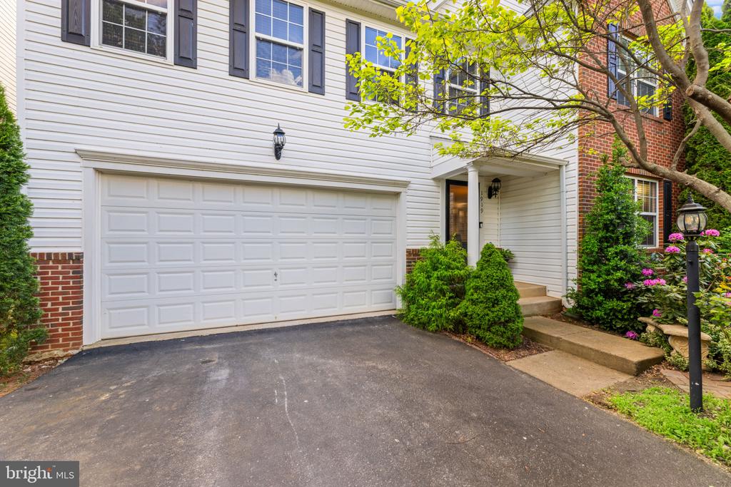 1919 MARTINA WAY, CULPEPER, Virginia 22701, 4 Bedrooms Bedrooms, ,3 BathroomsBathrooms,Residential,1919 MARTINA WAY,VACU2013414 MLS # VACU2013414