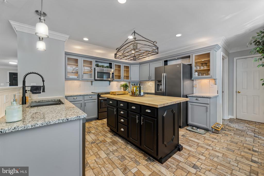 1919 MARTINA WAY, CULPEPER, Virginia 22701, 4 Bedrooms Bedrooms, ,3 BathroomsBathrooms,Residential,1919 MARTINA WAY,VACU2013414 MLS # VACU2013414