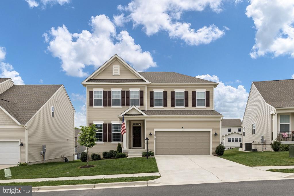 2140 BERWICK DR, JEFFERSONTON, Virginia 22724, 5 Bedrooms Bedrooms, ,3 BathroomsBathrooms,Residential,2140 BERWICK DR,VACU2013410 MLS # VACU2013410