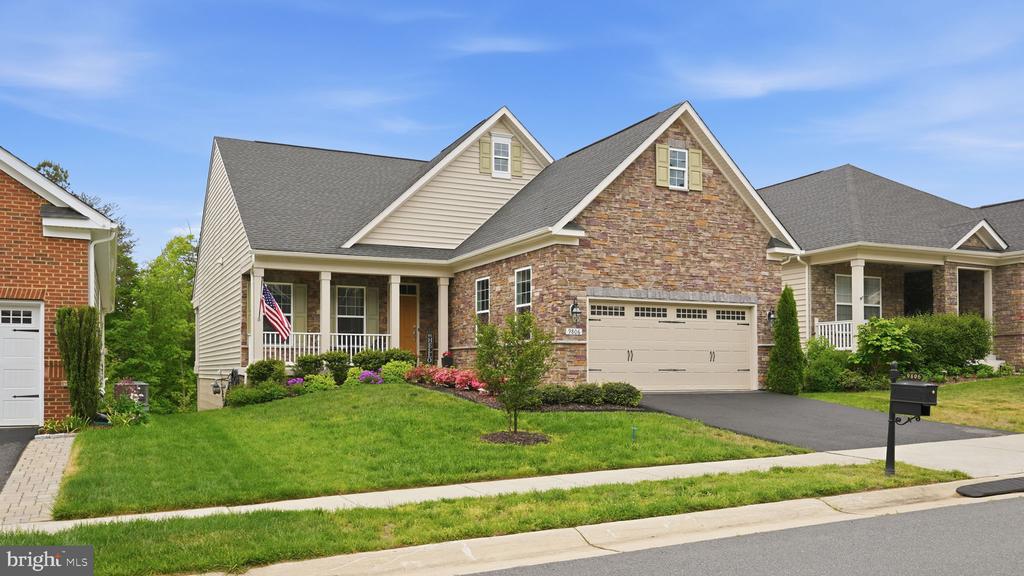 9806 WHITE OAK SWAMP CT, FREDERICKSBURG, Virginia 22407, 4 Bedrooms Bedrooms, ,3 BathroomsBathrooms,Residential,9806 WHITE OAK SWAMP CT,VASP2041168 MLS # VASP2041168