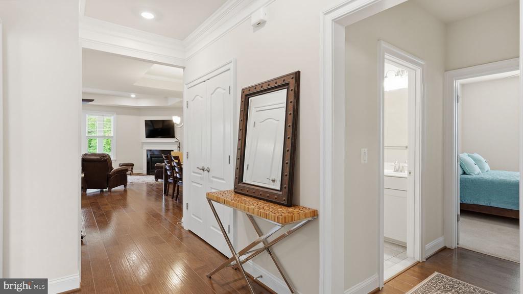 9806 WHITE OAK SWAMP CT, FREDERICKSBURG, Virginia 22407, 4 Bedrooms Bedrooms, ,3 BathroomsBathrooms,Residential,9806 WHITE OAK SWAMP CT,VASP2041168 MLS # VASP2041168