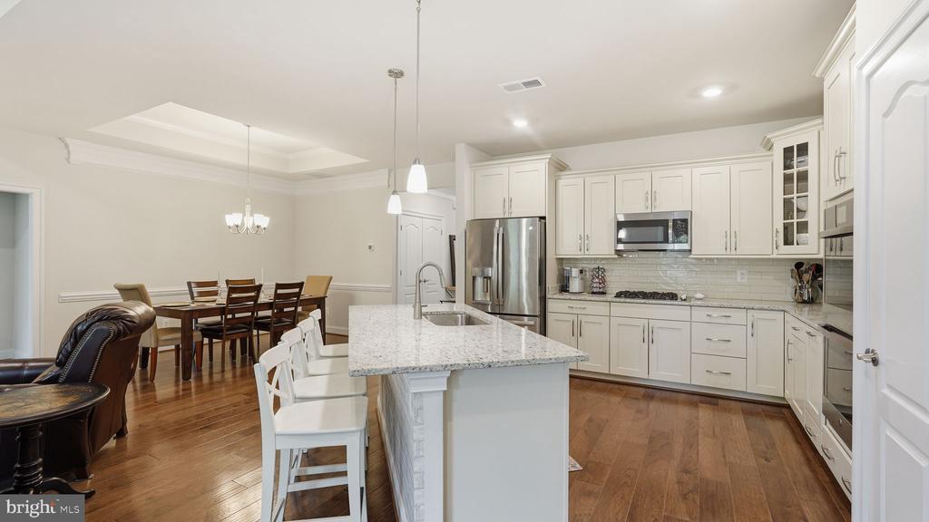 9806 WHITE OAK SWAMP CT, FREDERICKSBURG, Virginia 22407, 4 Bedrooms Bedrooms, ,3 BathroomsBathrooms,Residential,9806 WHITE OAK SWAMP CT,VASP2041168 MLS # VASP2041168