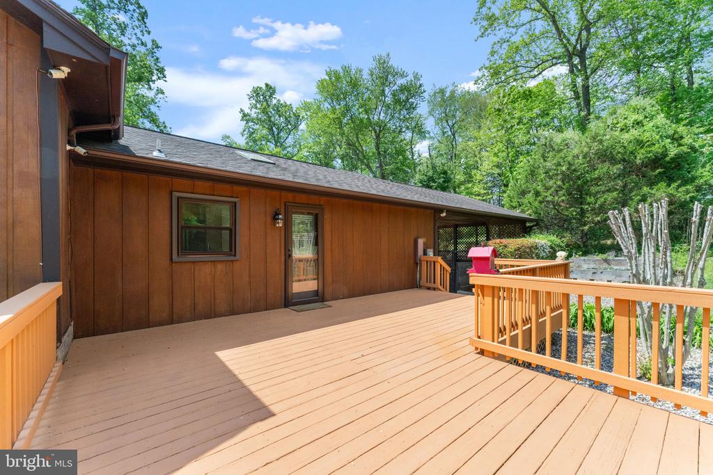 14945 LEE HIGHWAY, AMISSVILLE, Virginia 20106, 4 Bedrooms Bedrooms, ,2 BathroomsBathrooms,Residential,14945 LEE HIGHWAY,VARP2002594 MLS # VARP2002594