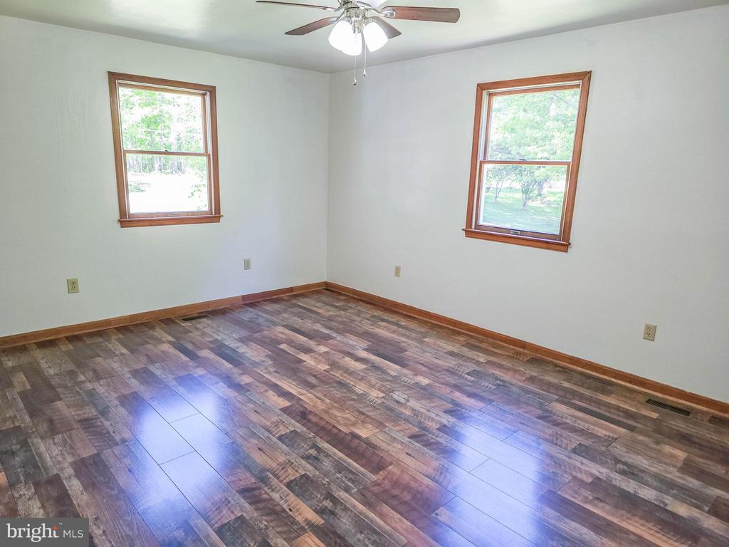 6235 SCOTTSVILLE RD, JEFFERSONTON, Virginia 22724, 3 Bedrooms Bedrooms, ,2 BathroomsBathrooms,Residential,6235 SCOTTSVILLE RD,VACU2013420 MLS # VACU2013420
