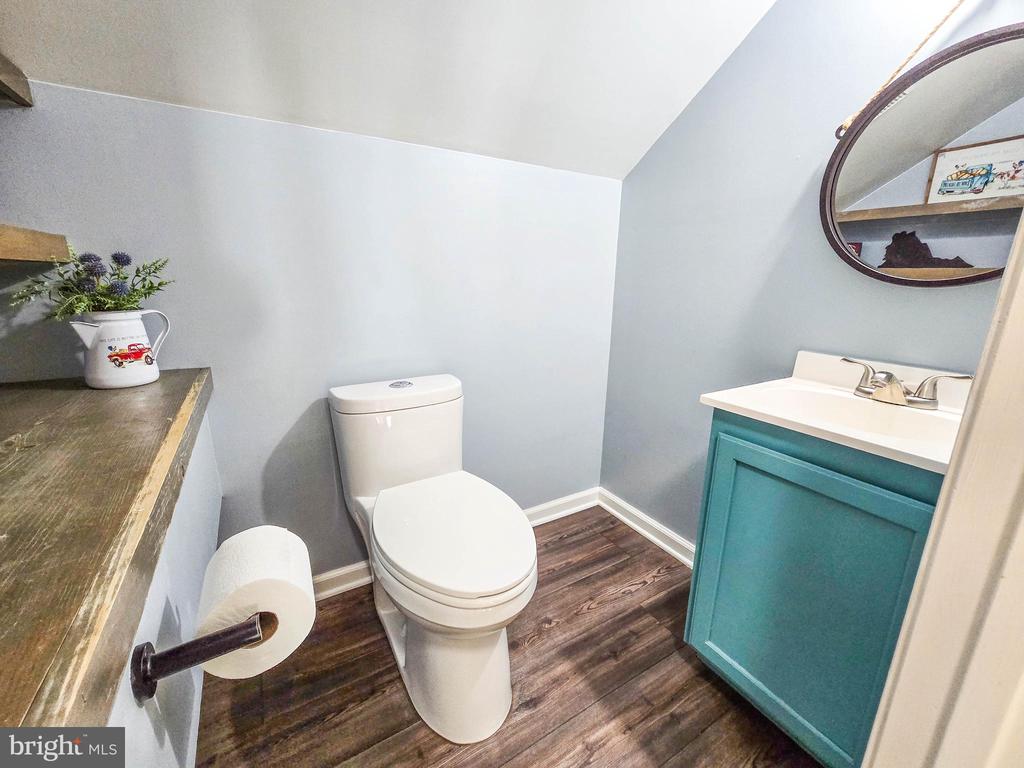 6235 SCOTTSVILLE RD, JEFFERSONTON, Virginia 22724, 3 Bedrooms Bedrooms, ,2 BathroomsBathrooms,Residential,6235 SCOTTSVILLE RD,VACU2013420 MLS # VACU2013420