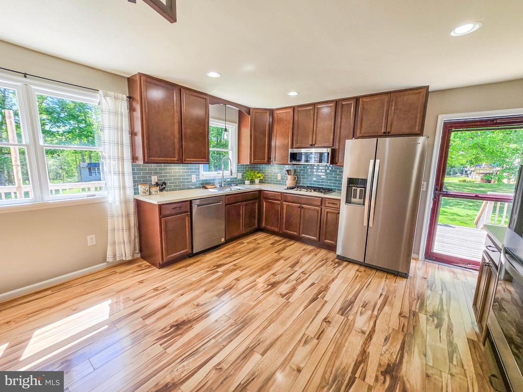 6235 SCOTTSVILLE RD, JEFFERSONTON, Virginia 22724, 3 Bedrooms Bedrooms, ,2 BathroomsBathrooms,Residential,6235 SCOTTSVILLE RD,VACU2013420 MLS # VACU2013420
