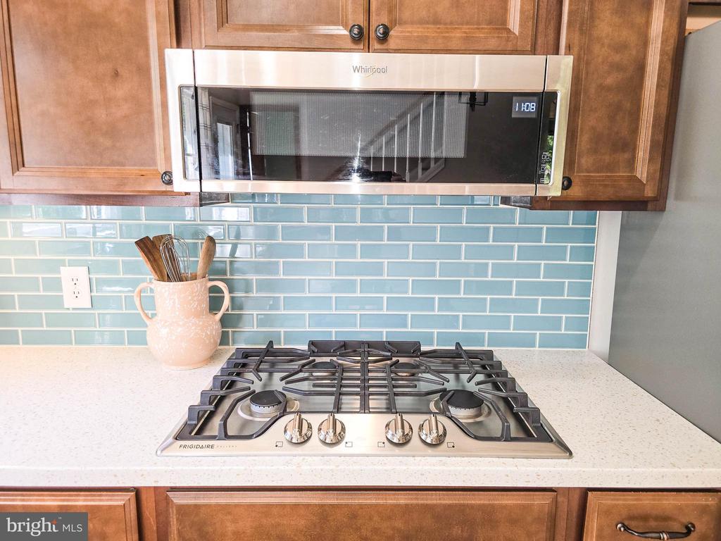 6235 SCOTTSVILLE RD, JEFFERSONTON, Virginia 22724, 3 Bedrooms Bedrooms, ,2 BathroomsBathrooms,Residential,6235 SCOTTSVILLE RD,VACU2013420 MLS # VACU2013420
