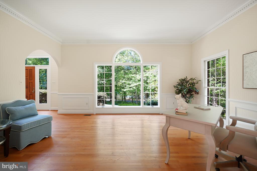 5722 GREENVIEW LN, WARRENTON, Virginia 20187, 4 Bedrooms Bedrooms, ,2 BathroomsBathrooms,Residential,5722 GREENVIEW LN,VAFQ2020274 MLS # VAFQ2020274